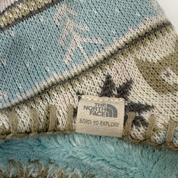 The North Face TNF Faroe Fair Isle Beanie Pink Toddler Baby Kids 2T-3T Winter - Picture 3 of 7